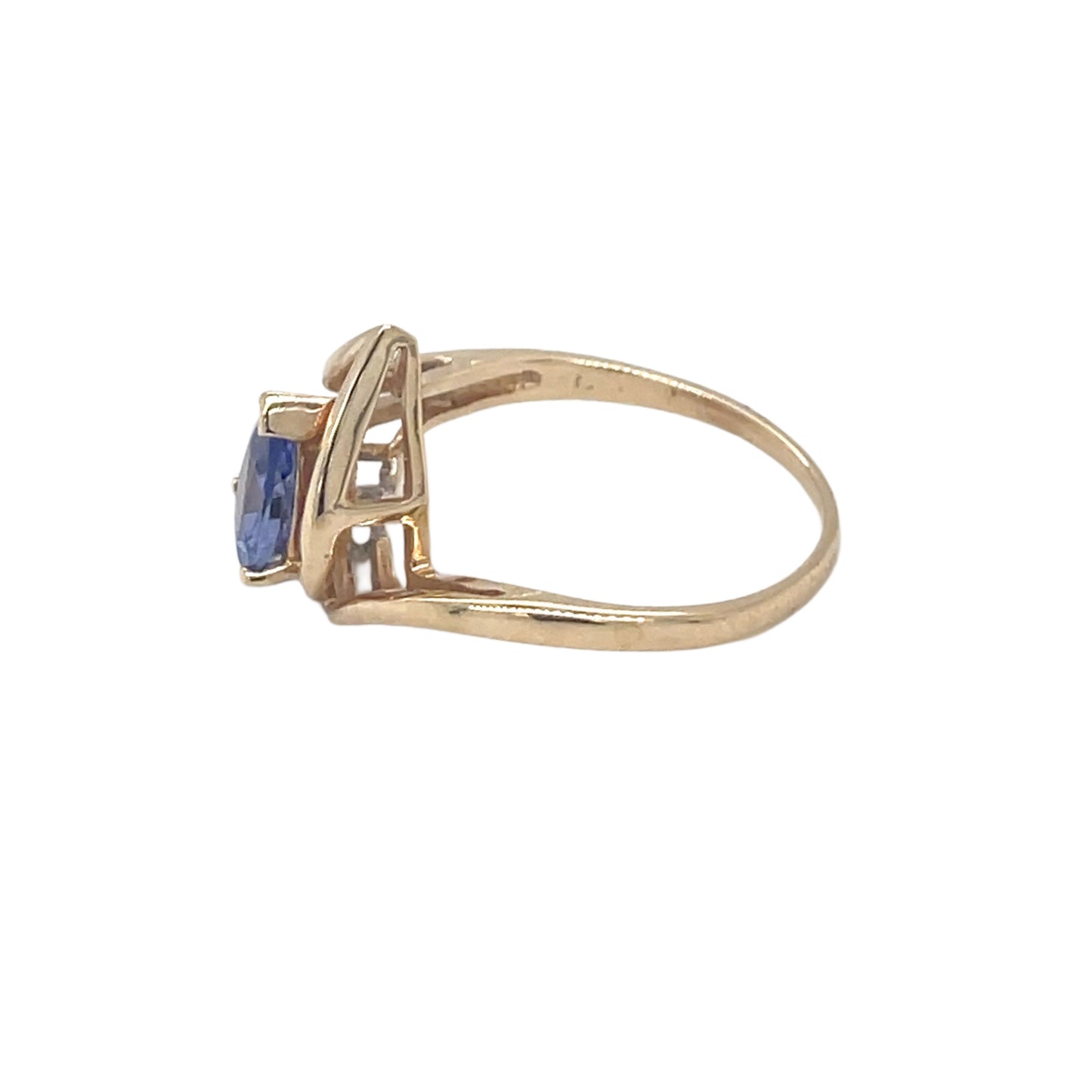 Pearshape Tanzanite Ring