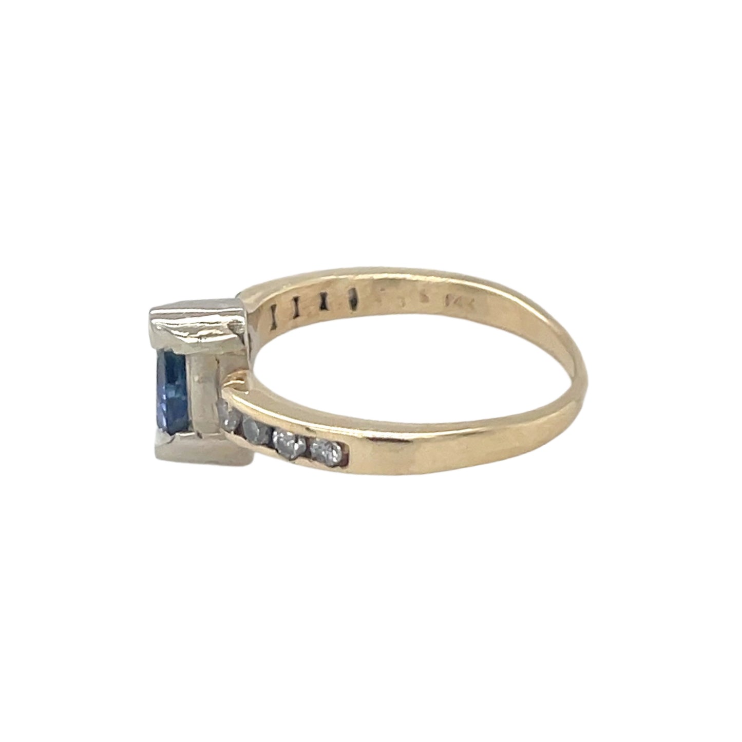 Trielle Shape Tanzanite & 8 Diamond Ring