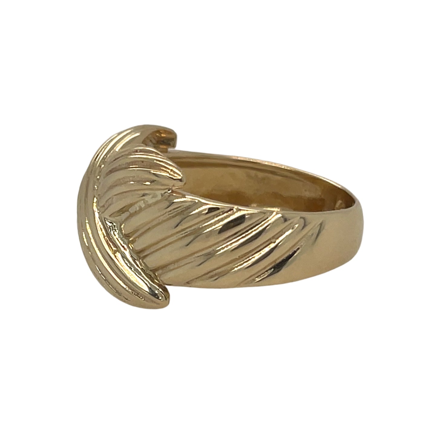X Design Ribbed Dome Ring