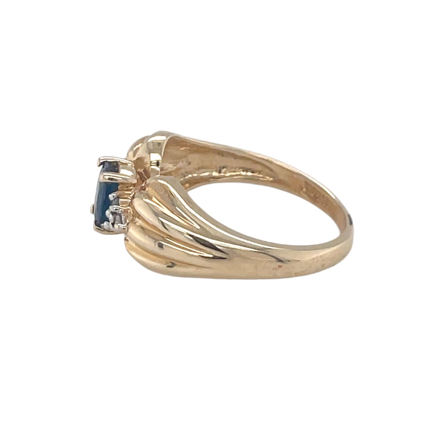 Oval Sapphire & 6 Diamond Bow Shape Ring